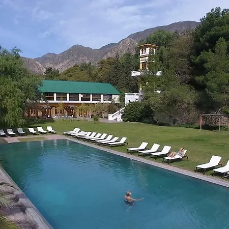 Hotel & Spa Termas Cacheuta-3